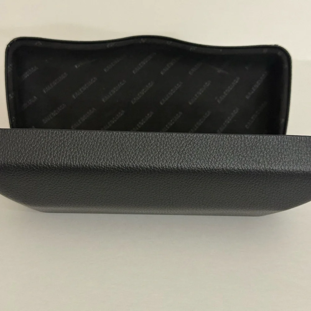 BALENCIAGA LARGE LEATHER SUNGLASSES CASE WITH POUCH BLACK NEW